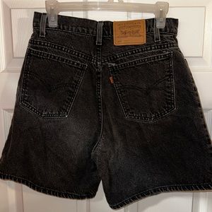 Vintage Black Levi’s Denim Shorts
